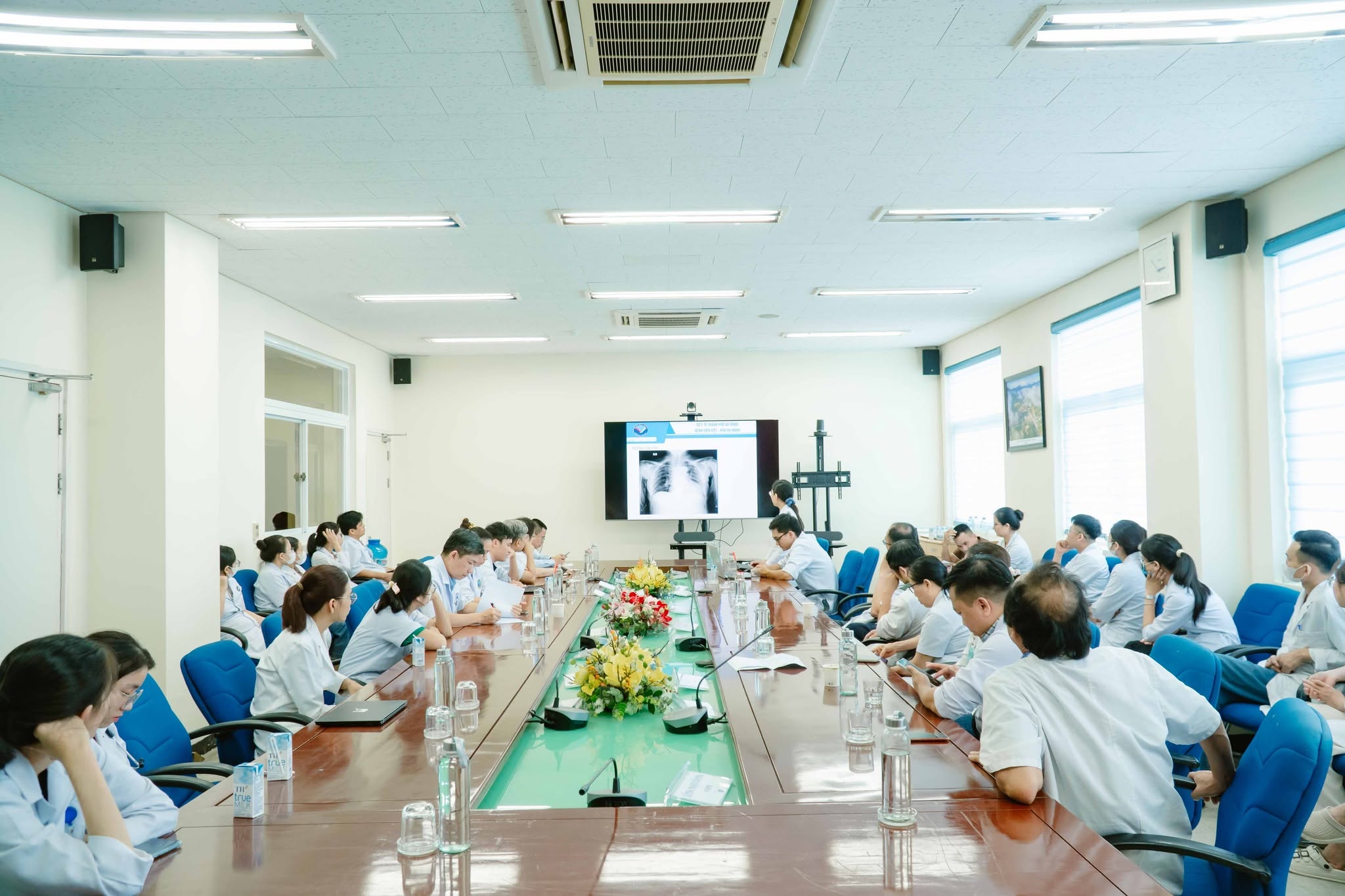Sinh hoạt khoa học